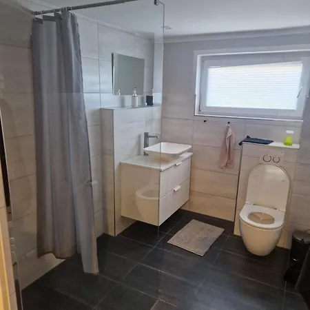 Leuchters Appartement *